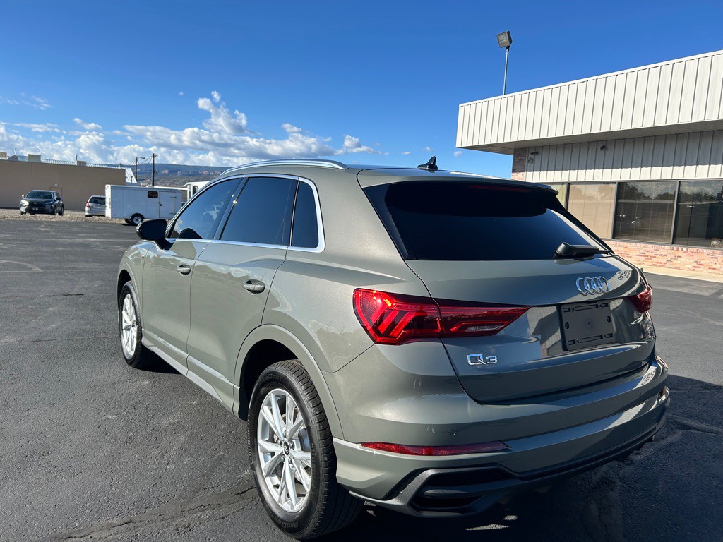 2024 Audi Q3 Image 8