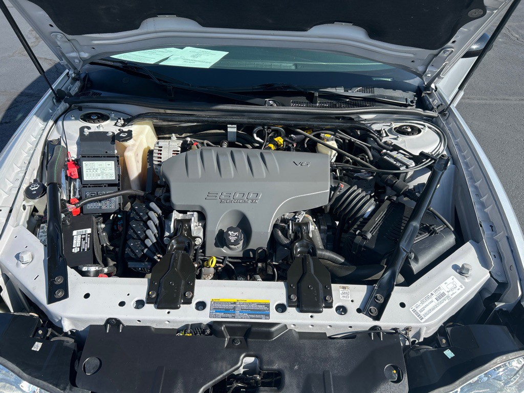 2003 Chevrolet Monte Carlo Image 12