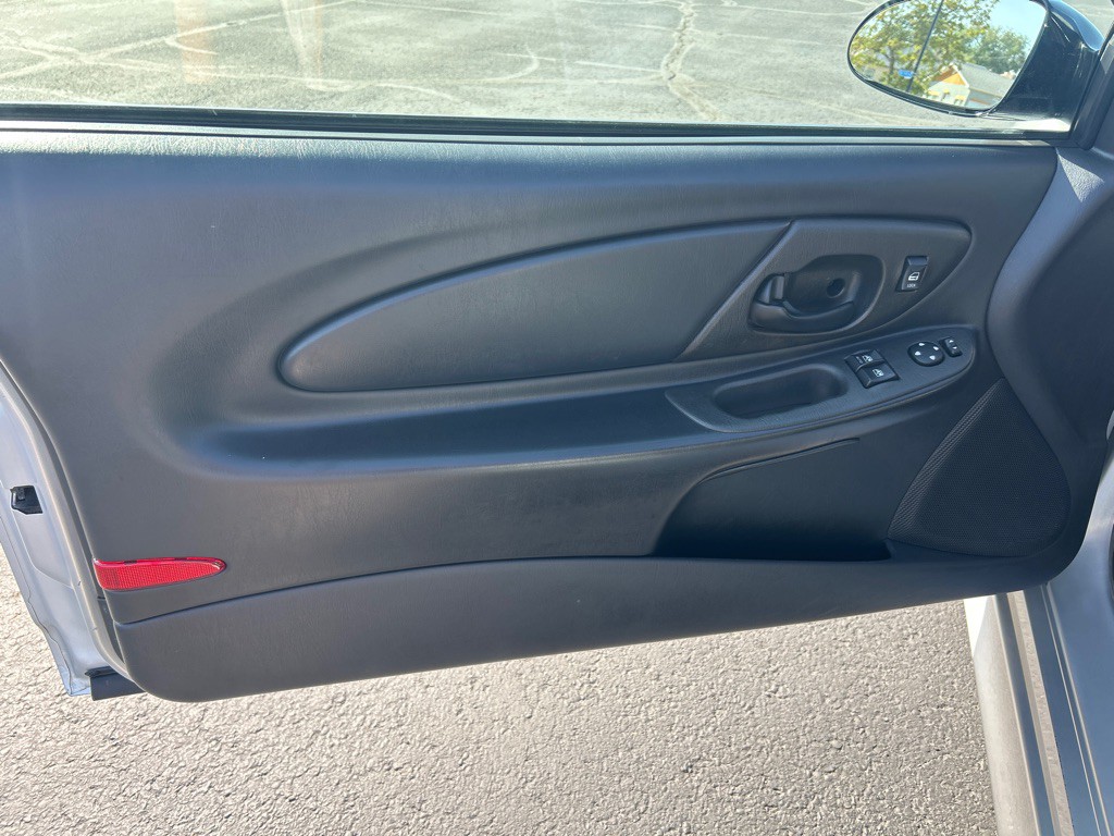 2003 Chevrolet Monte Carlo Image 20