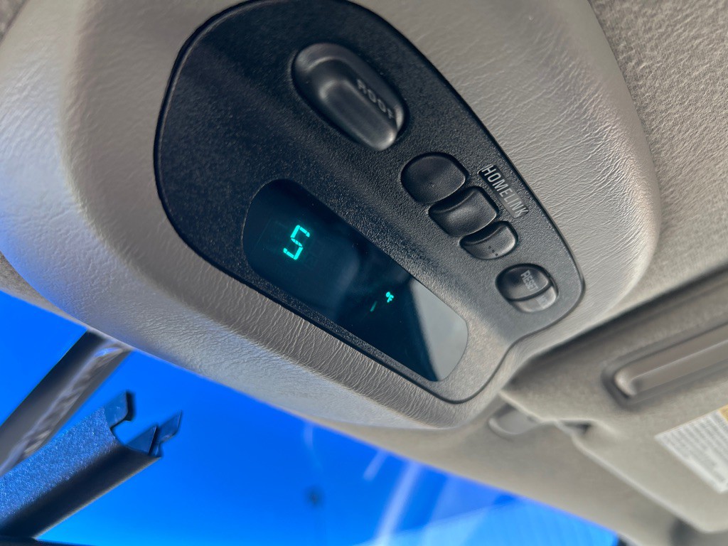 2003 Chevrolet Monte Carlo Image 27