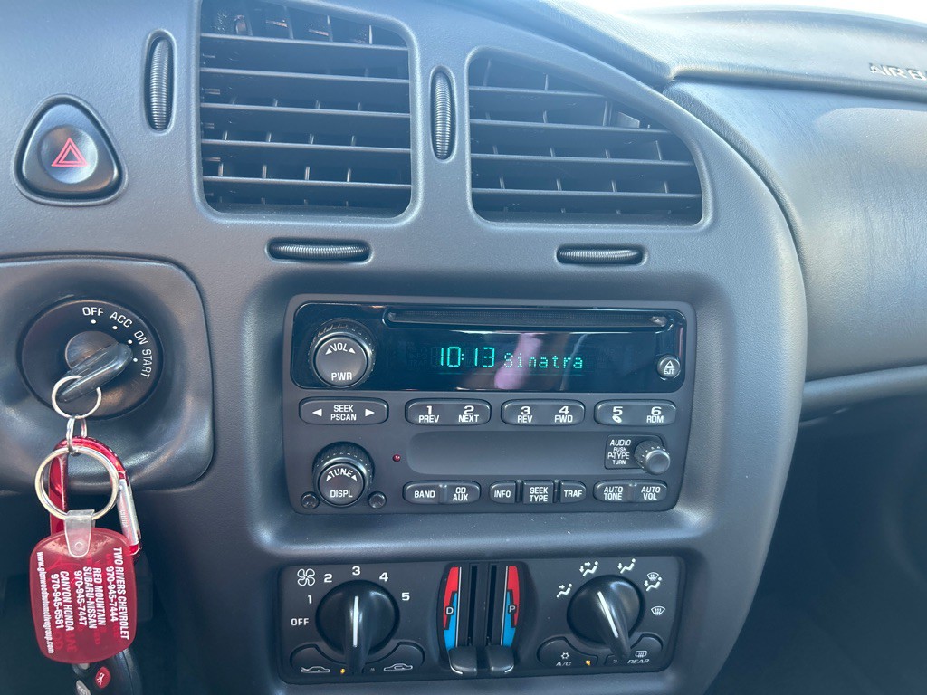2003 Chevrolet Monte Carlo Image 28
