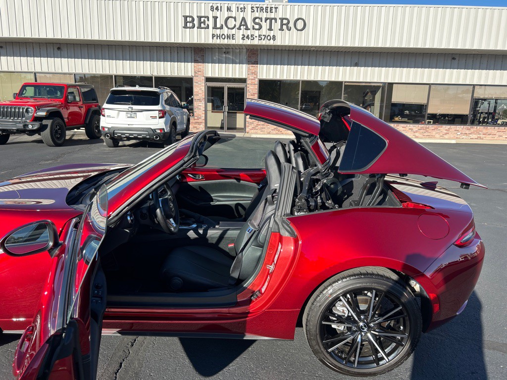 2024 Mazda MX-5 Miata Image 9