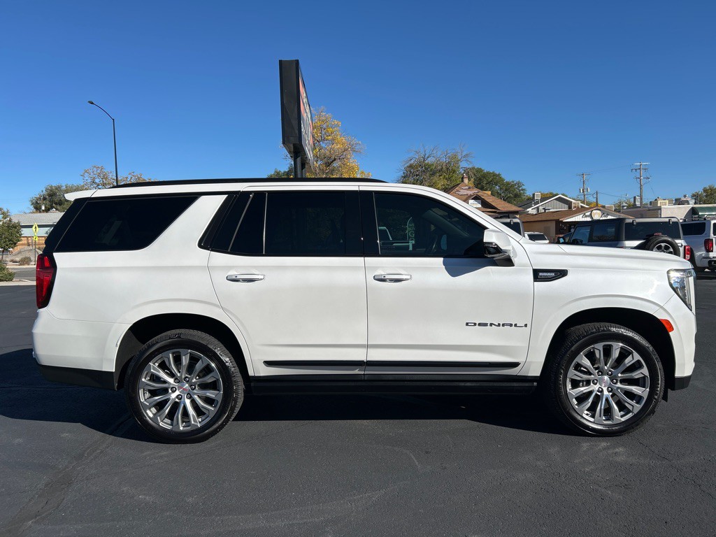 2022 GMC Yukon Image 5