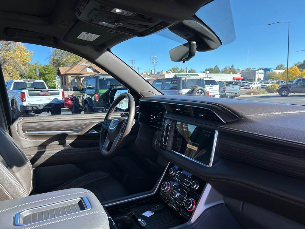 2022 GMC Yukon Image 11