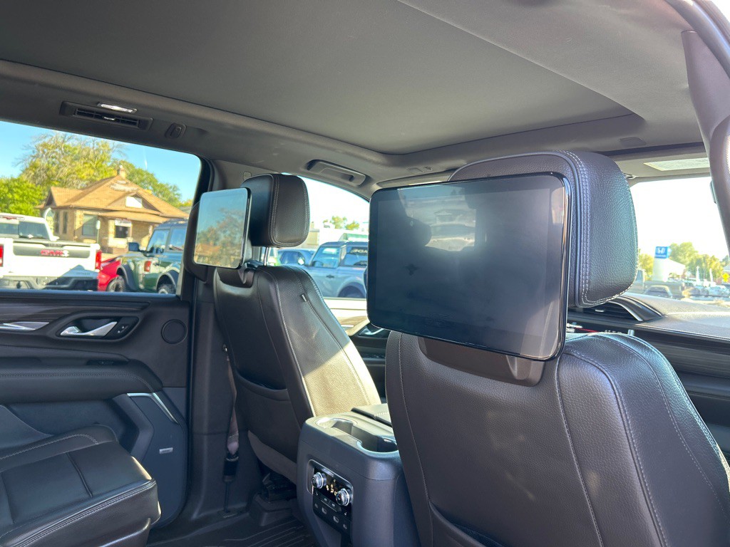 2022 GMC Yukon Image 14