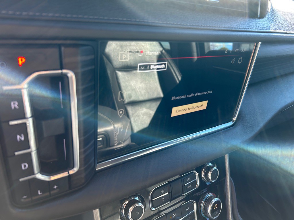 2022 GMC Yukon Image 25