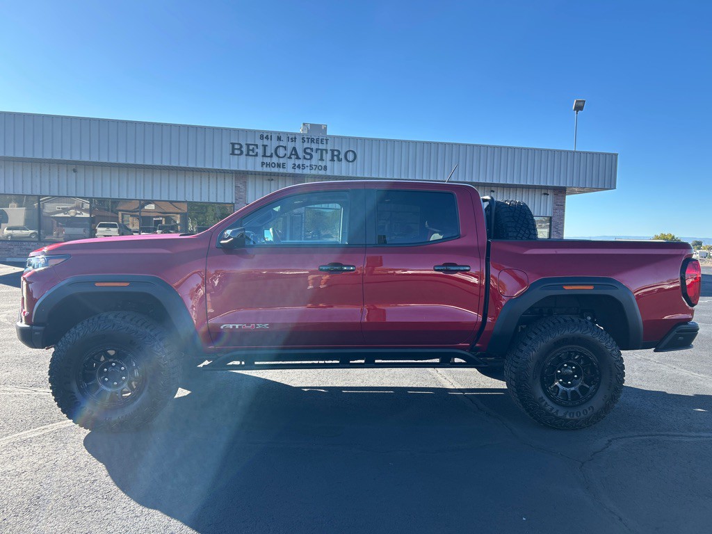 2025 GMC Canyon Image 1