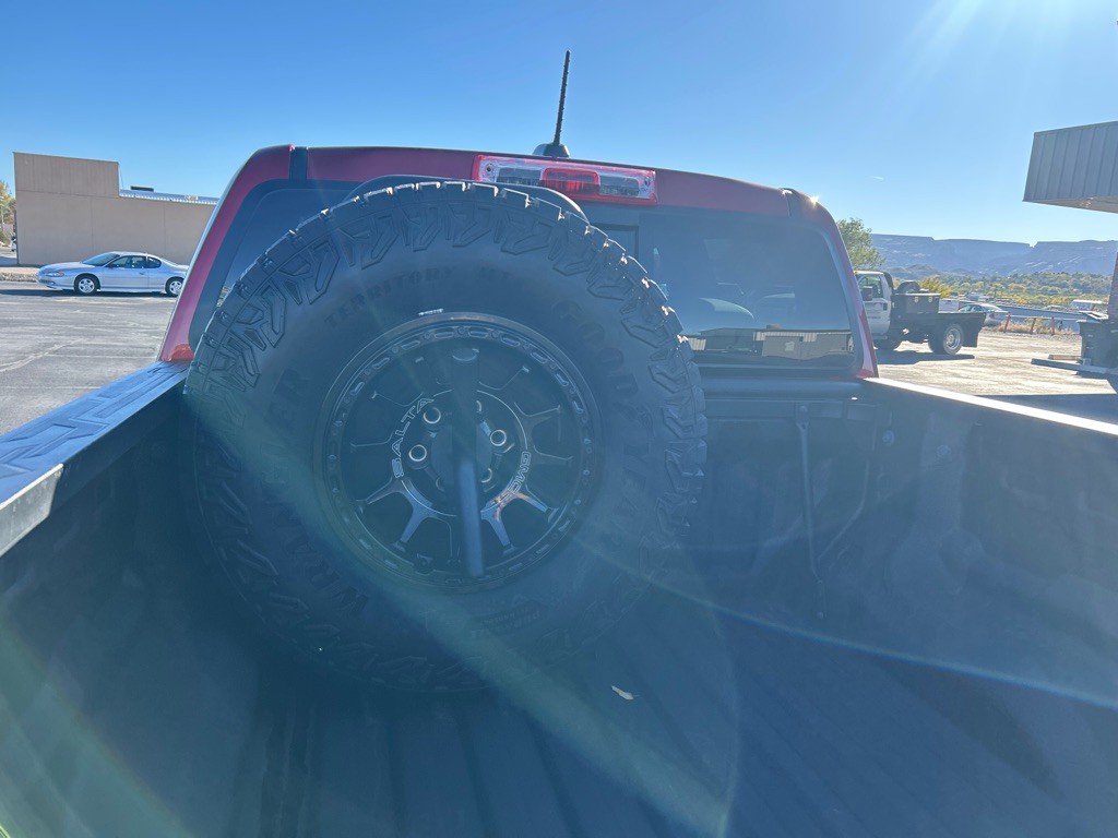 2025 GMC Canyon Image 9