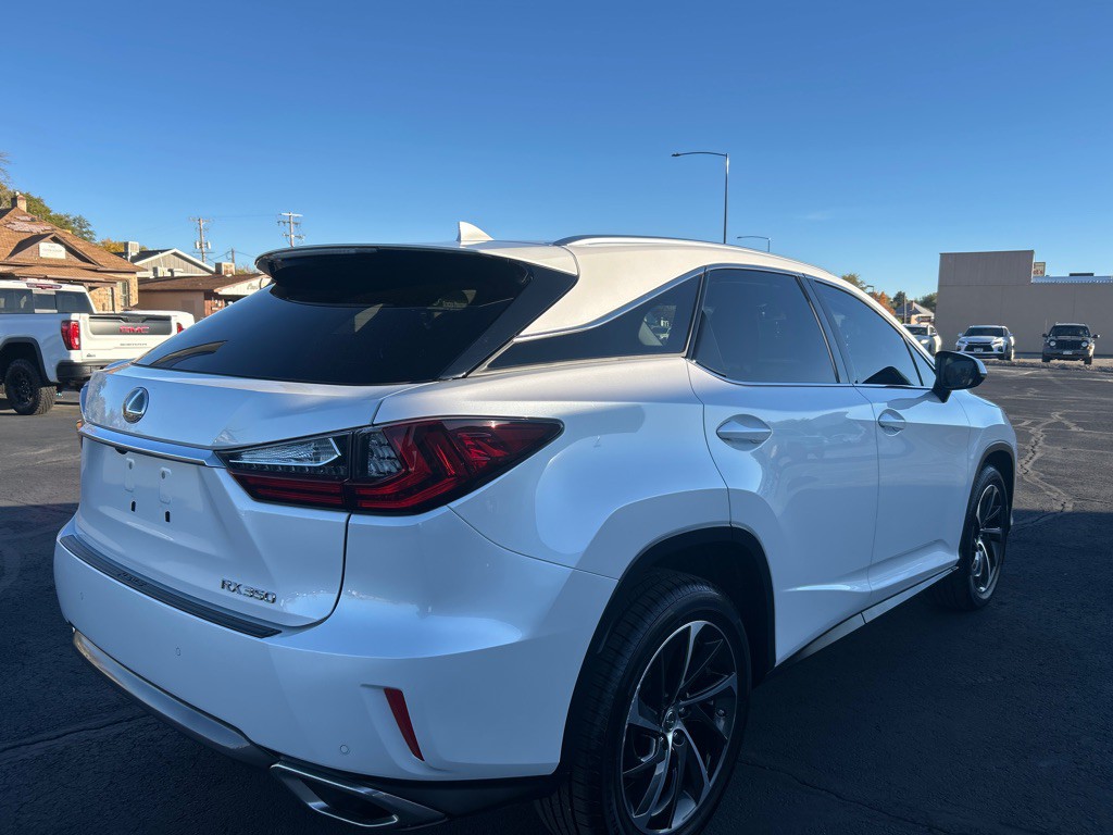 2017 Lexus RX Image 6