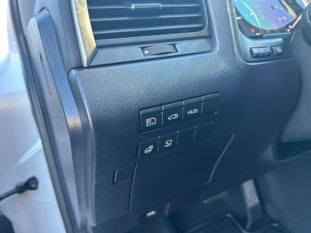 2017 Lexus RX Image 27