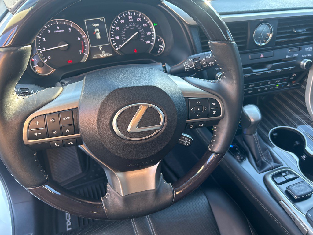 2017 Lexus RX Image 28