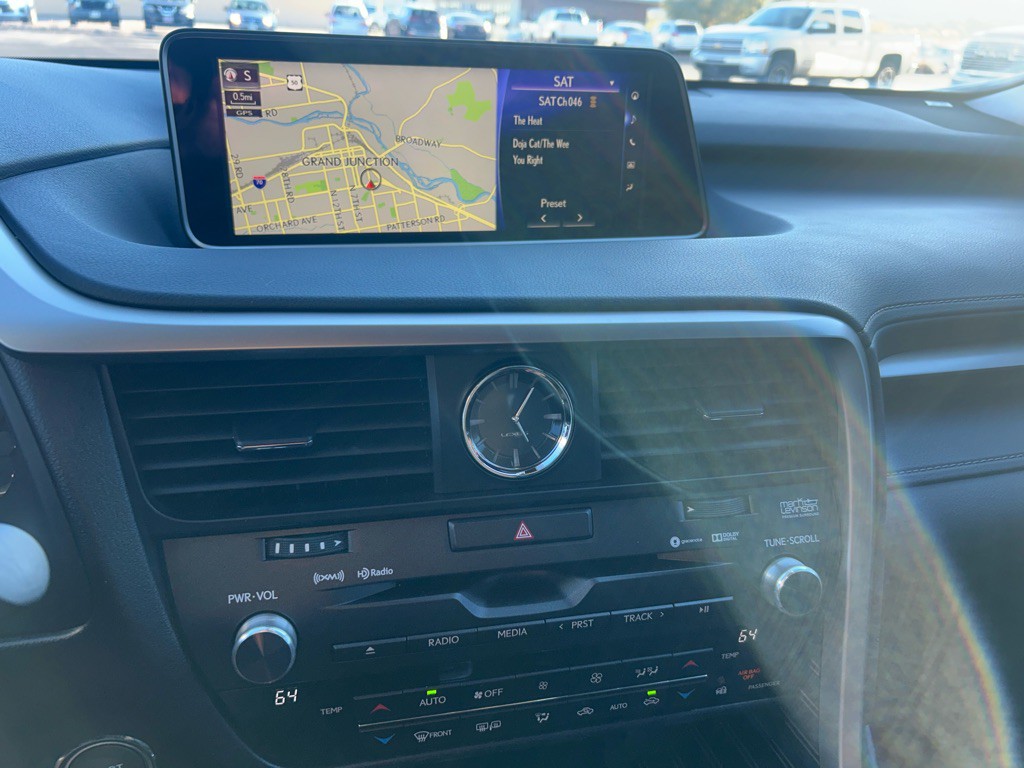 2017 Lexus RX Image 31