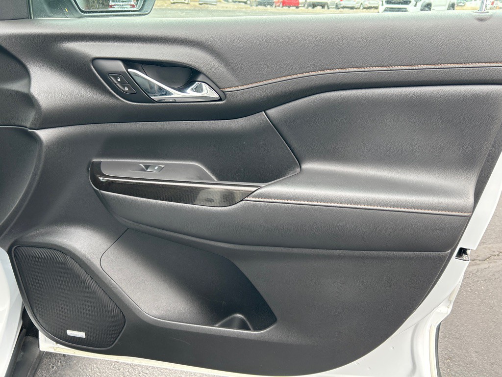 2020 GMC Acadia Image 13