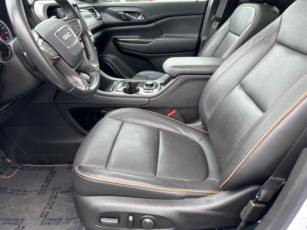 2020 GMC Acadia Image 24