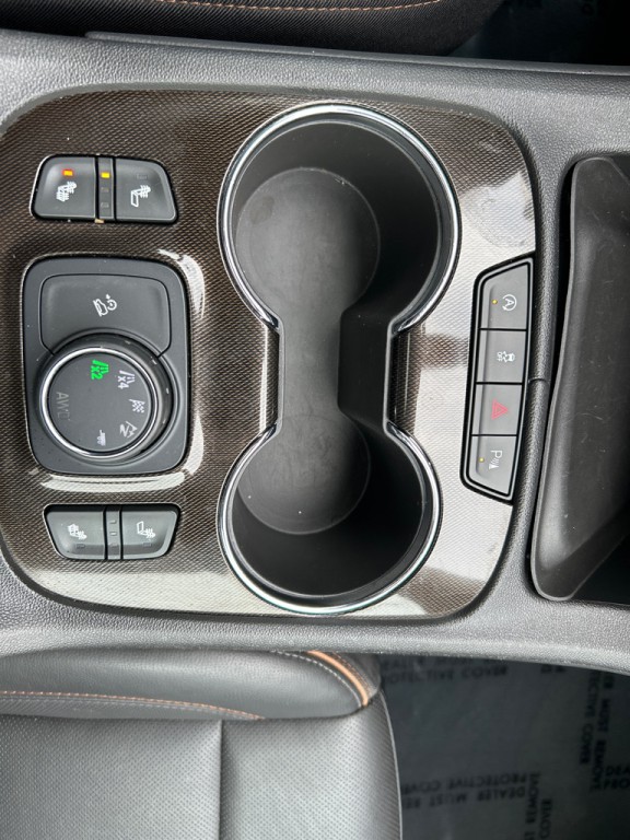 2020 GMC Acadia Image 29