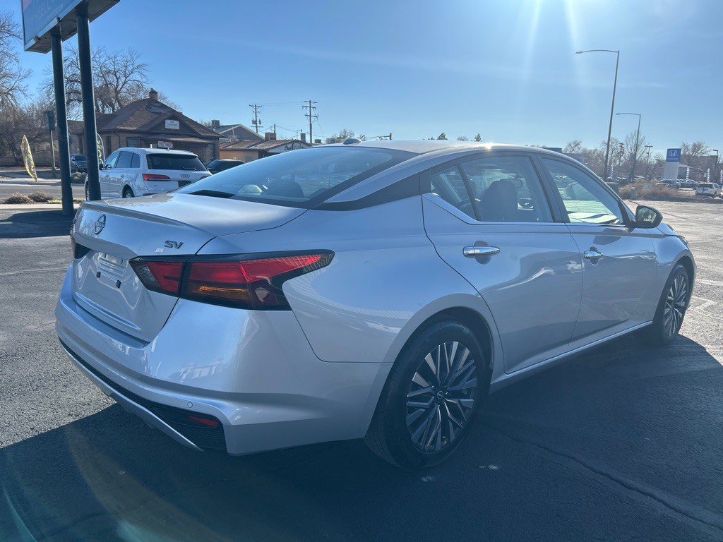 2024 Nissan Altima Image 6