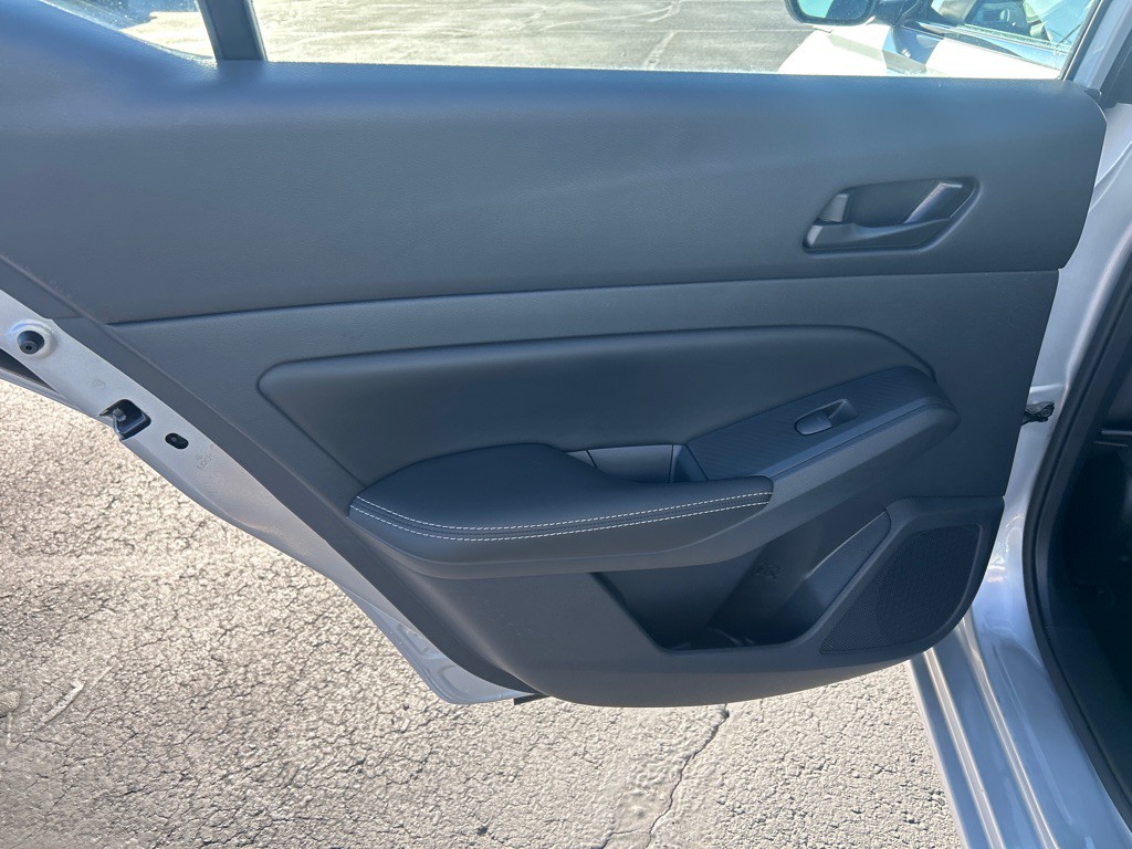 2024 Nissan Altima Image 16