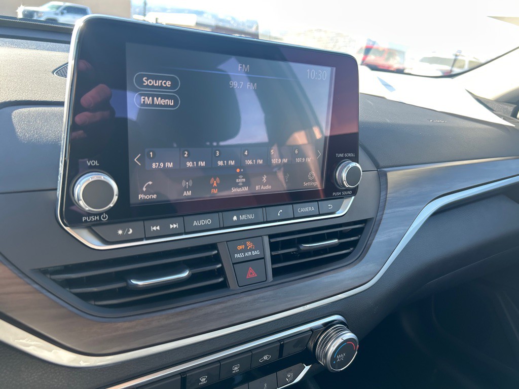 2024 Nissan Altima Image 24