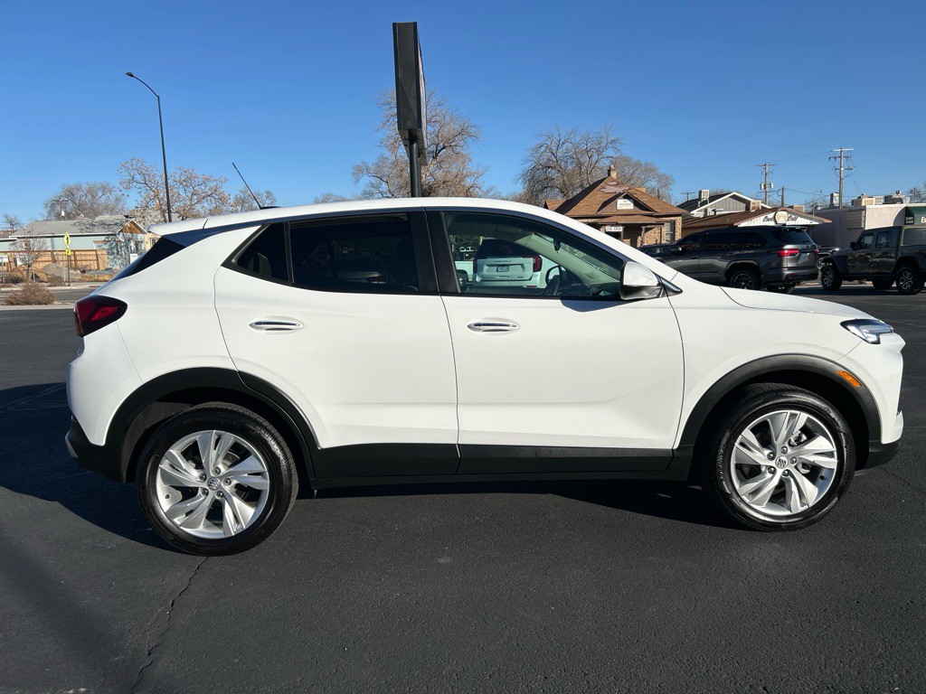 2024 Buick Enclave Image 5