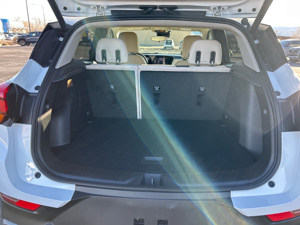 2024 Buick Enclave Image 9