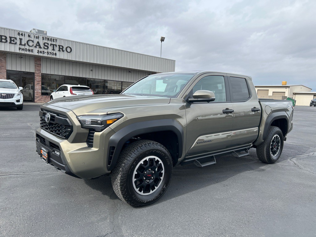 2025 Toyota Tacoma Image 2