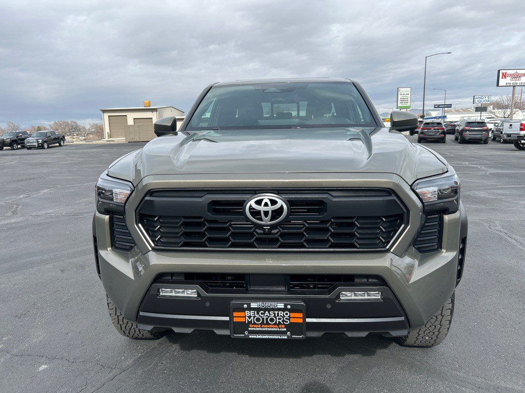 2025 Toyota Tacoma Image 3