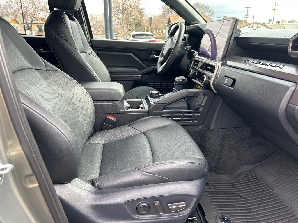 2025 Toyota Tacoma Image 11