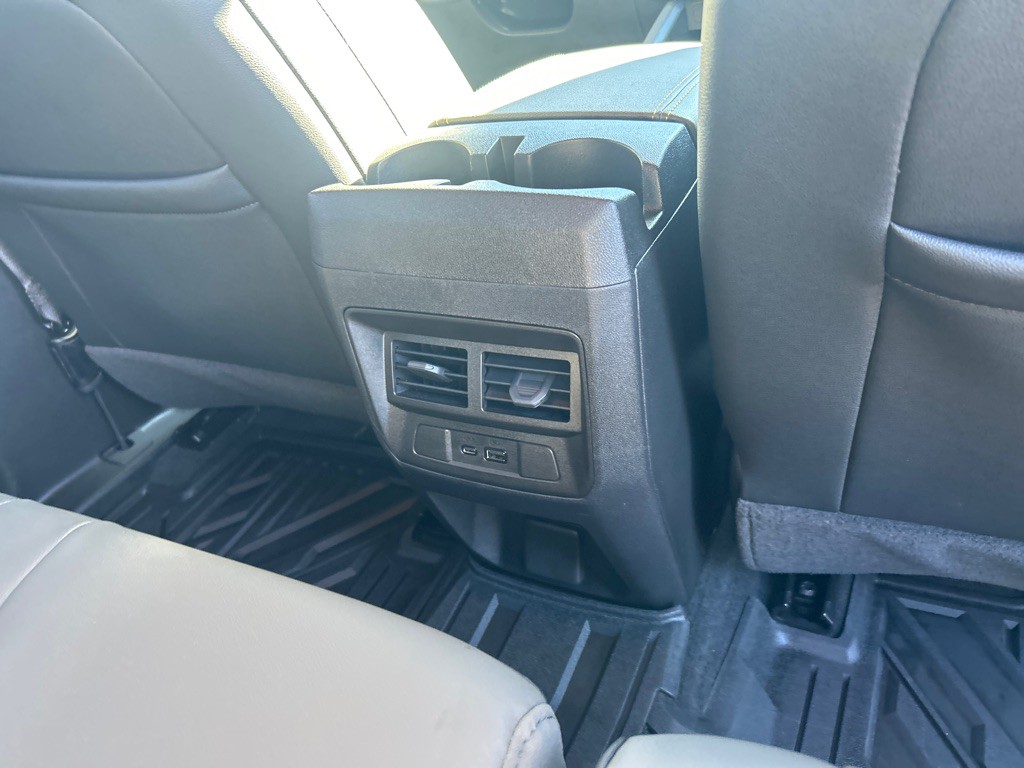 2025 Chevrolet Colorado Image 16