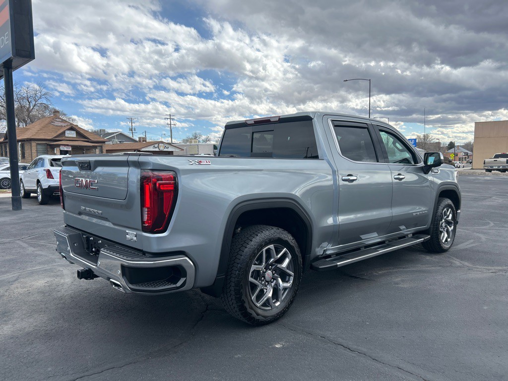 2026 GMC Sierra Image 6