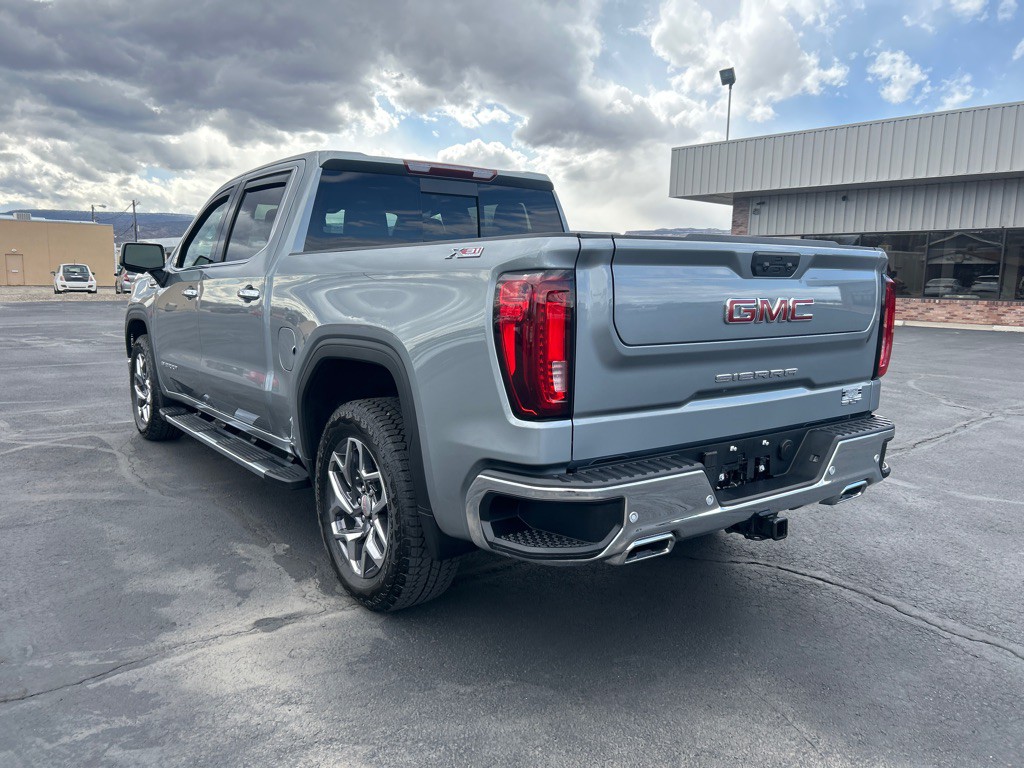 2026 GMC Sierra Image 8