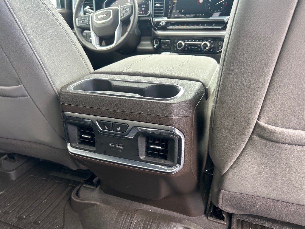 2026 GMC Sierra Image 15