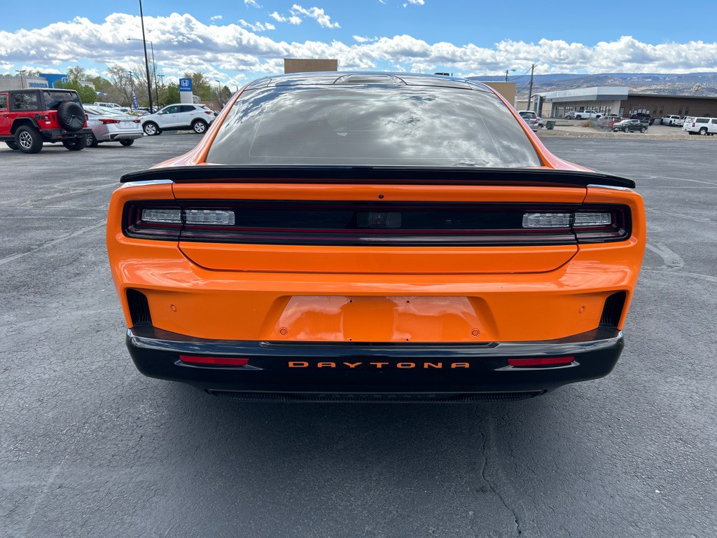 2025 Dodge Charger Image 9