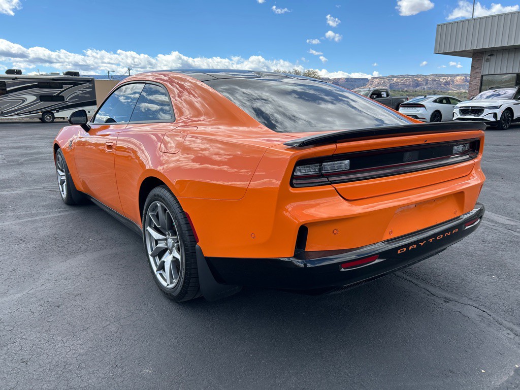 2025 Dodge Charger Image 10