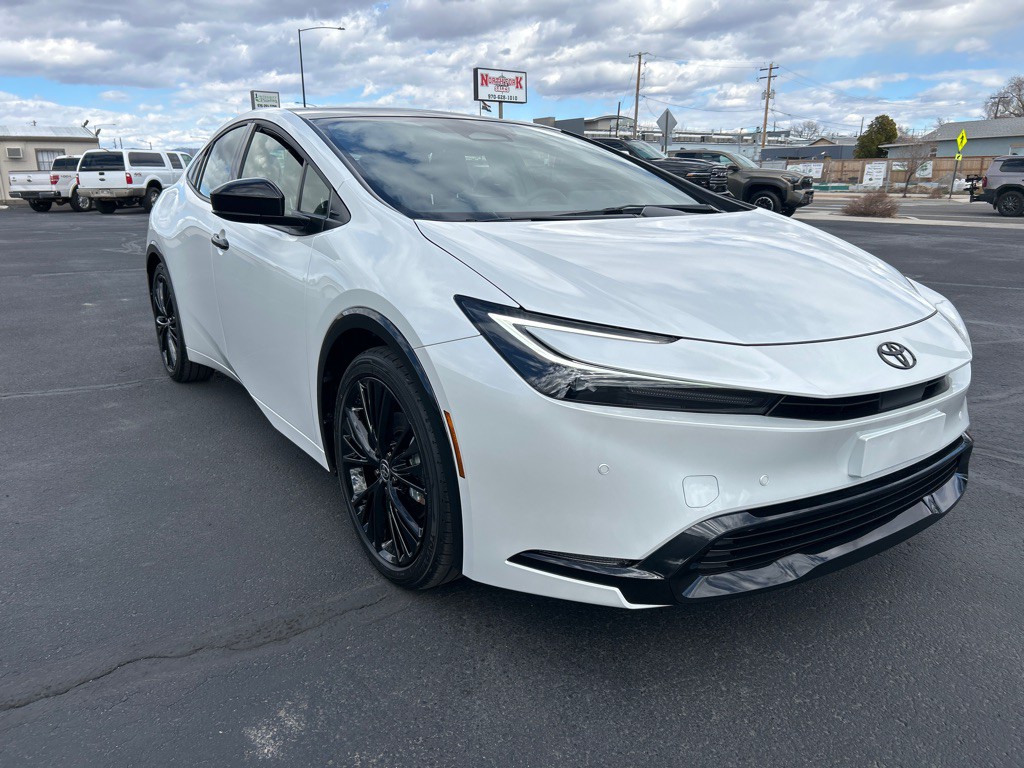 2025 Toyota Prius Image 4