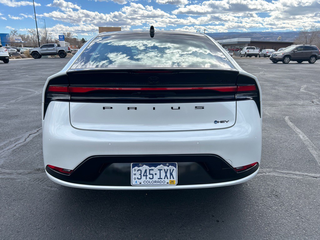 2025 Toyota Prius Image 7