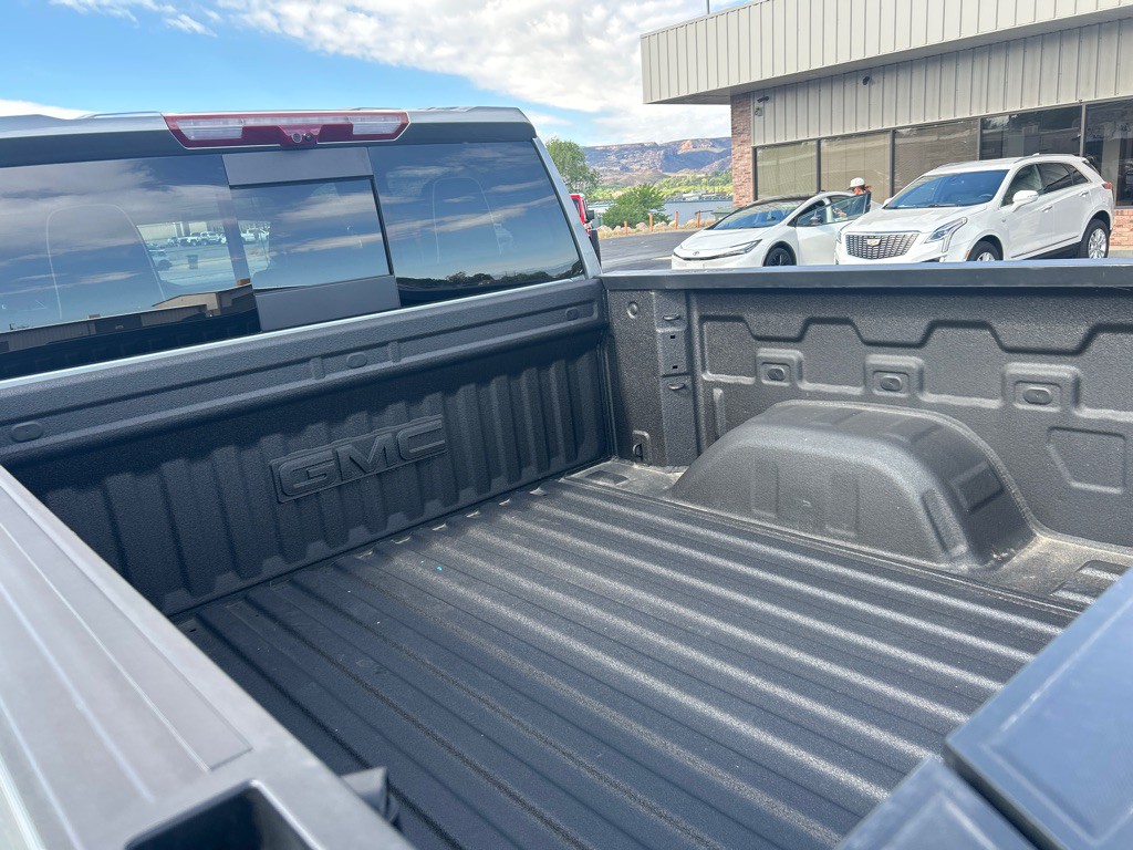 2025 GMC Sierra Image 10