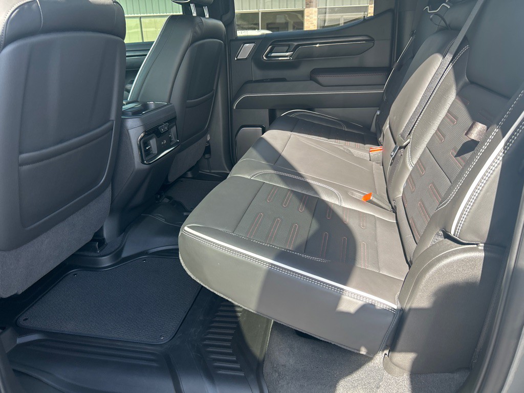 2025 GMC Sierra Image 21