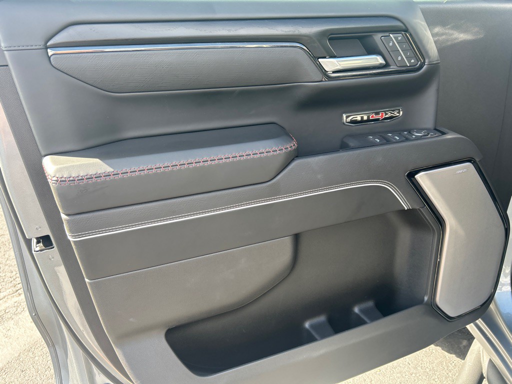 2025 GMC Sierra Image 22