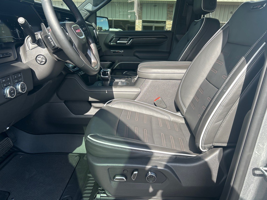2025 GMC Sierra Image 23