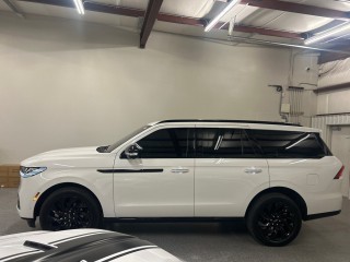 Image for 2025 Lincoln Navigator Reserve ID: 7391768