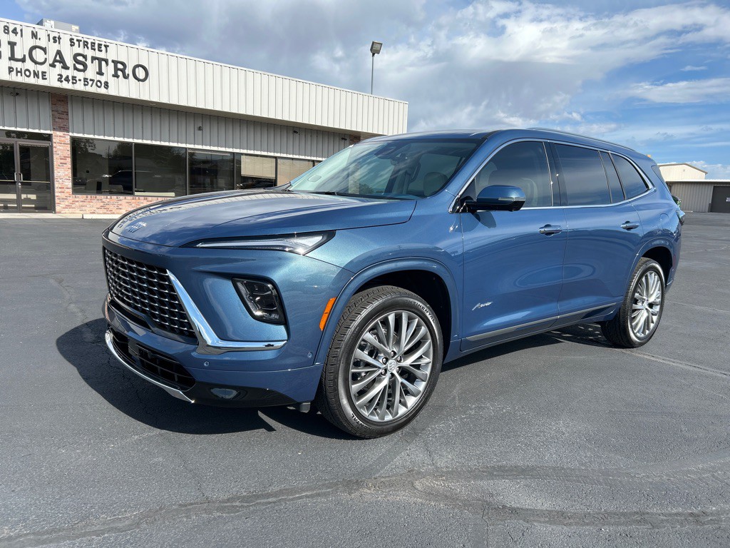 2026 Buick Enclave Image 2