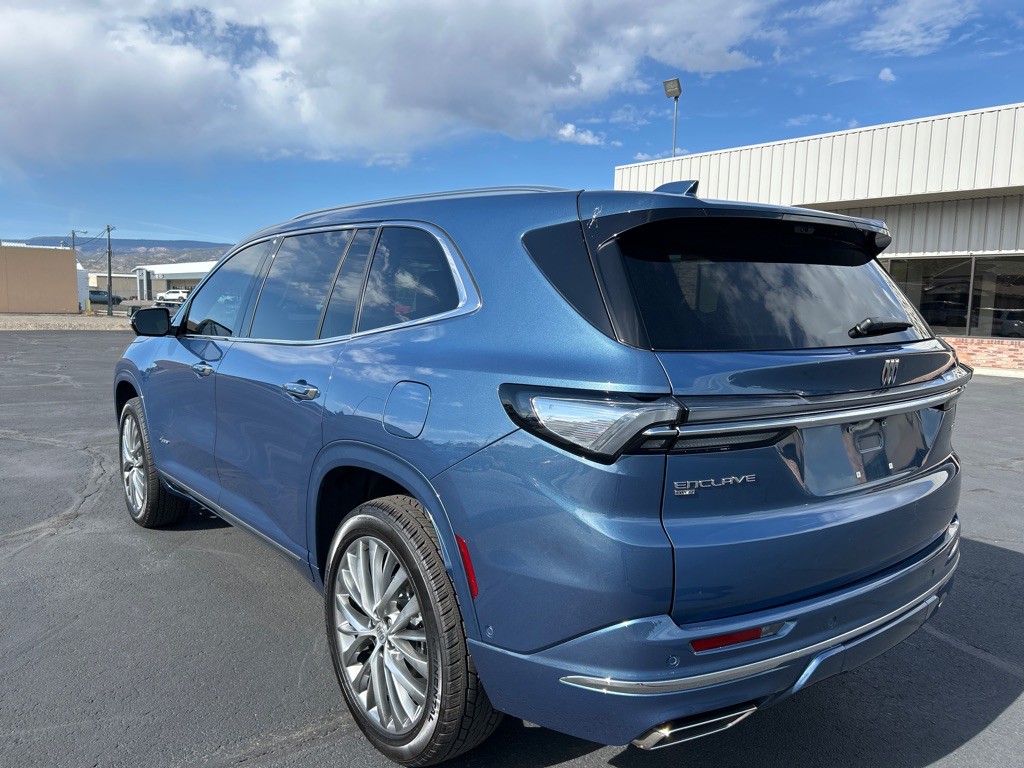 2026 Buick Enclave Image 8