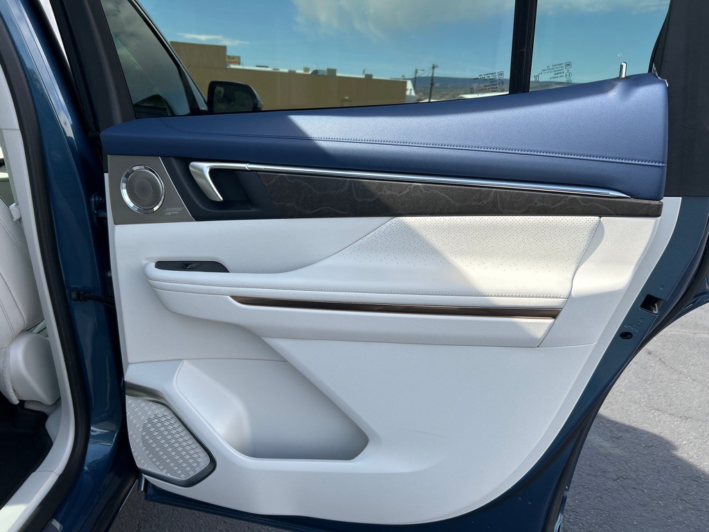 2026 Buick Enclave Image 16
