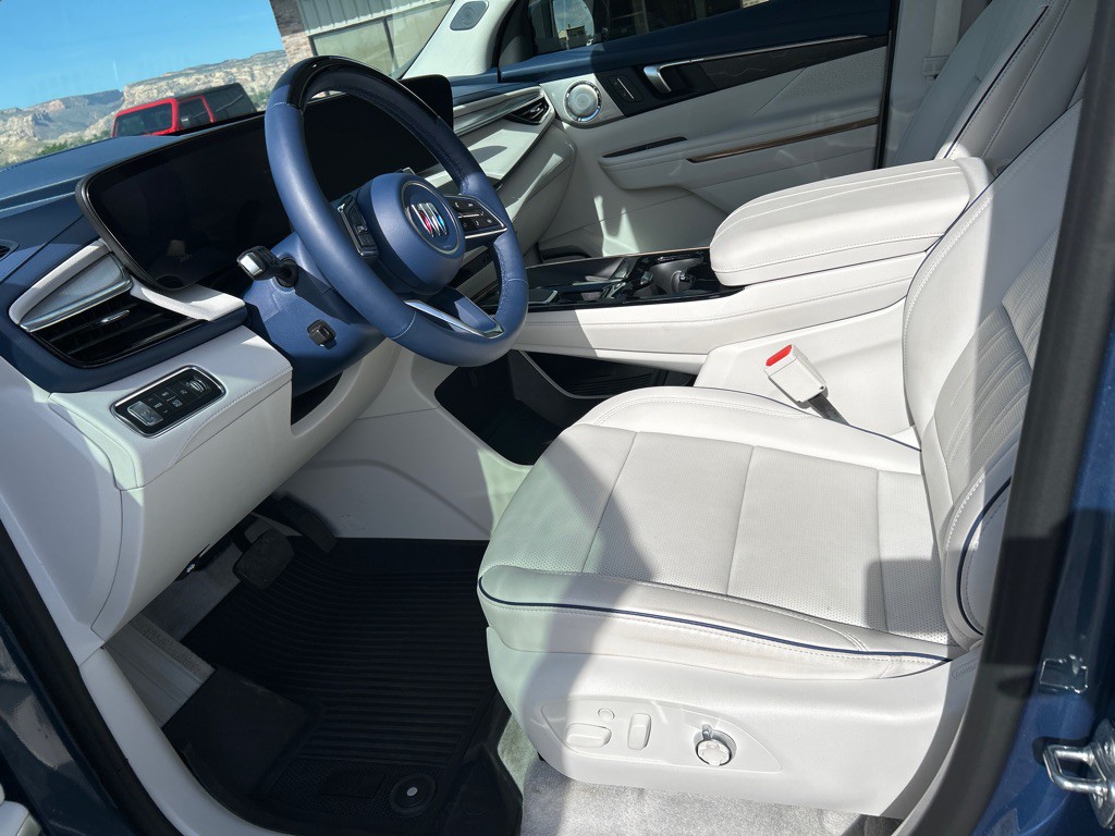 2026 Buick Enclave Image 24