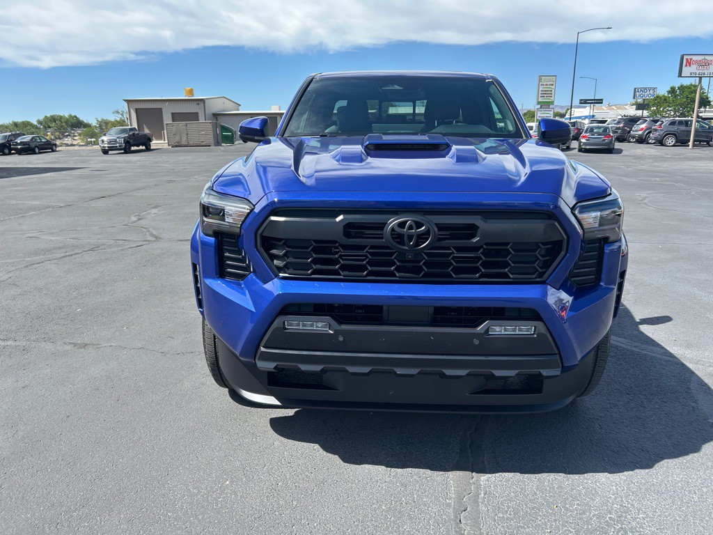 2025 Toyota Tacoma Image 3