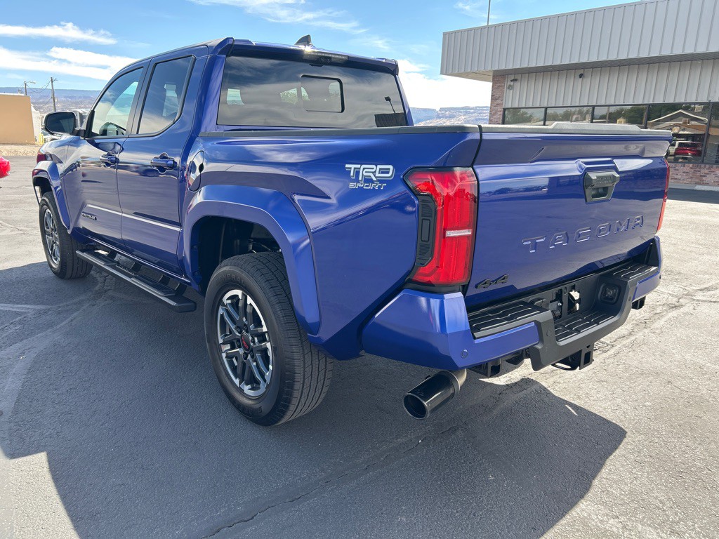 2025 Toyota Tacoma Image 8