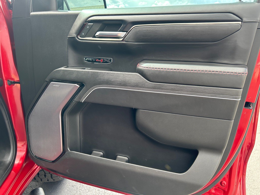 2023 GMC Sierra Image 10