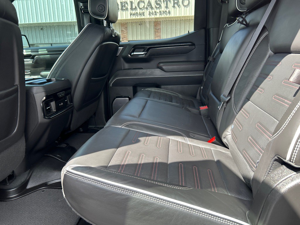 2023 GMC Sierra Image 18