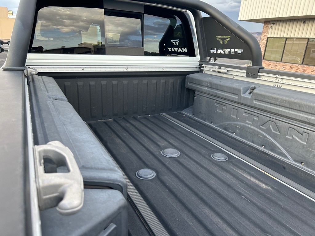 2021 Nissan Titan Image 9