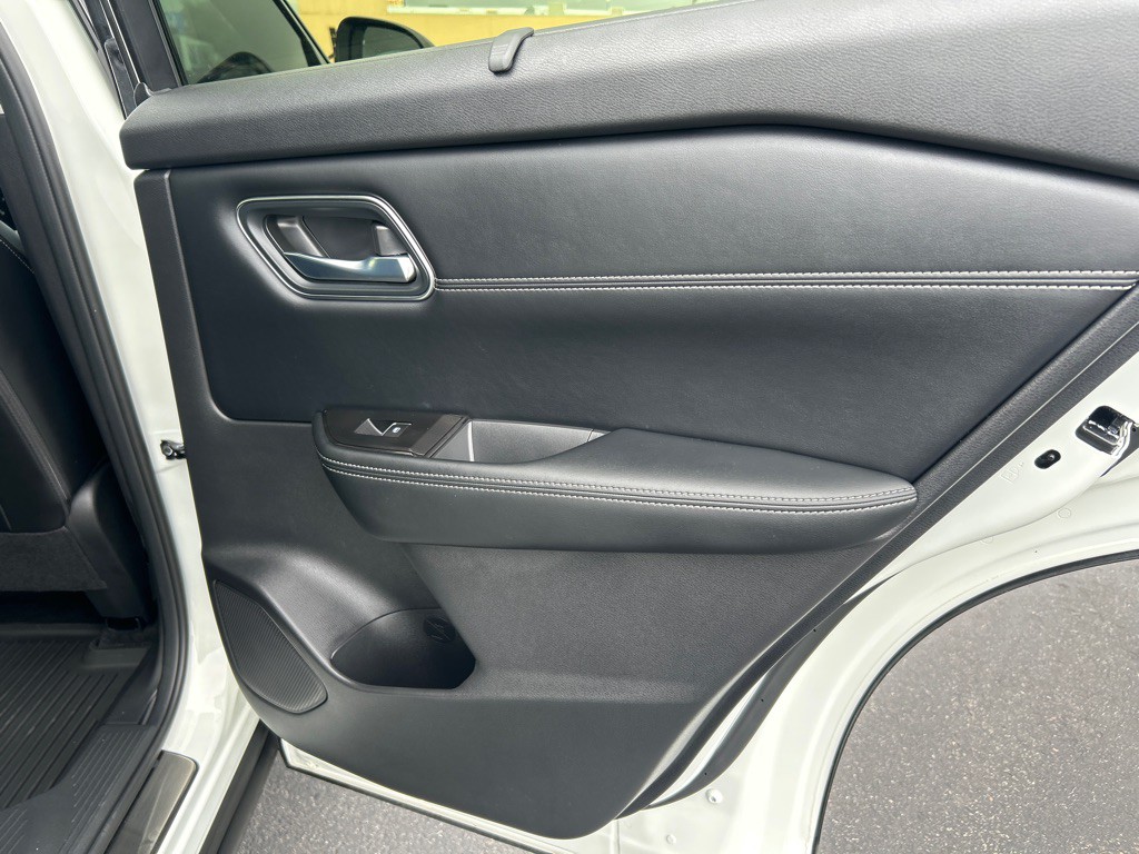 2026 Nissan Rogue Image 13